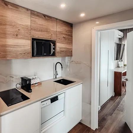 Emerald Palm * アデヘ