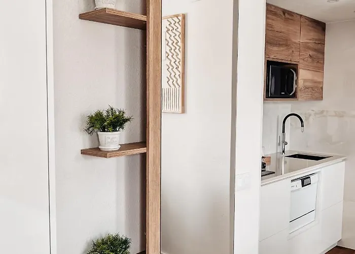 Emerald Palm アデヘ