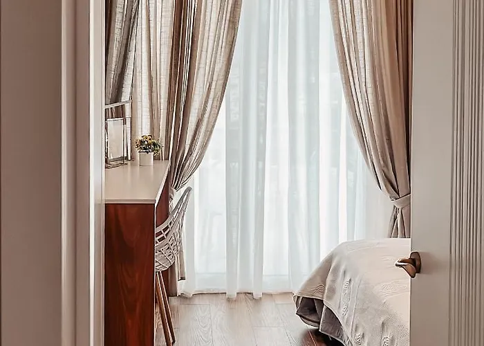 Emerald Palm アデヘ